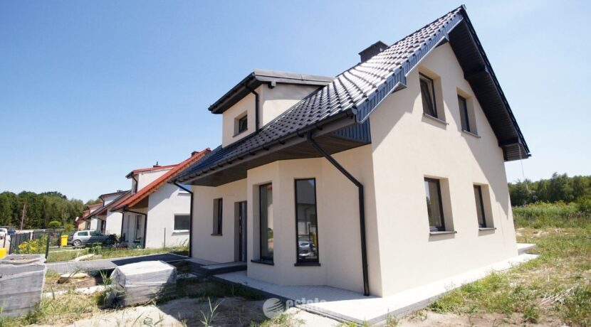 Dom wolnostojący w Miękini na sprzedaż