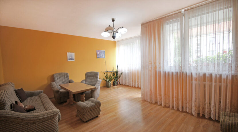 Spacer po mieszkaniu przy ul.Lnianej we Wrocławiu