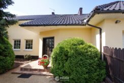 Na sprzedaż dom z mieszkaniem w Miękini