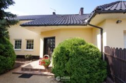 Na sprzedaż dom z mieszkaniem w Miękini